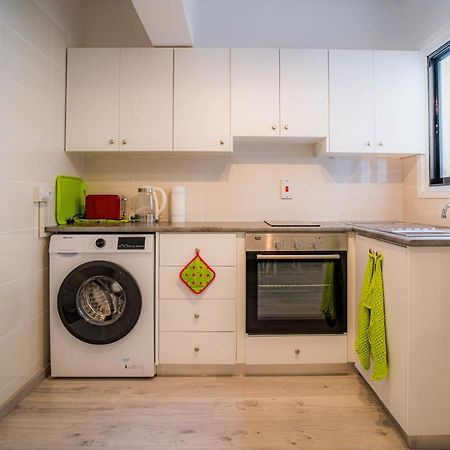 Cozy Apartment In Kapparis Paralimni Esterno foto